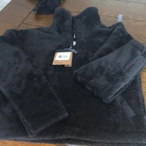 Women’s North face fleece pullover